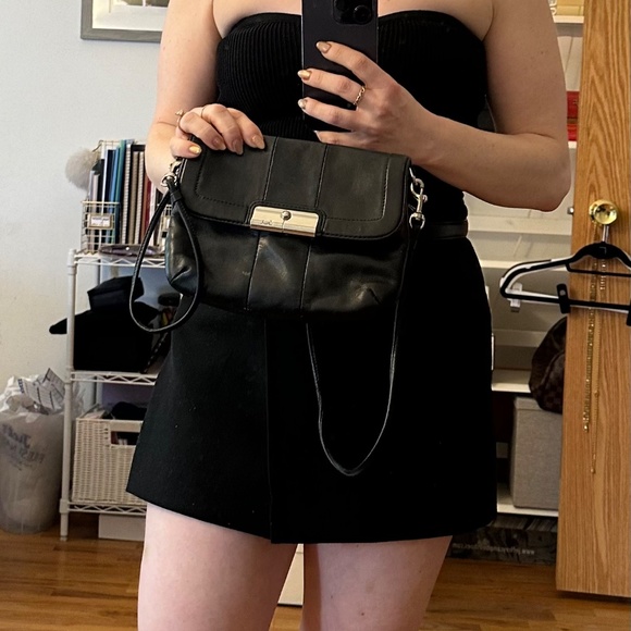 Coach Legacy Leather Crossbody Bag – Black - Picture 5 of 9